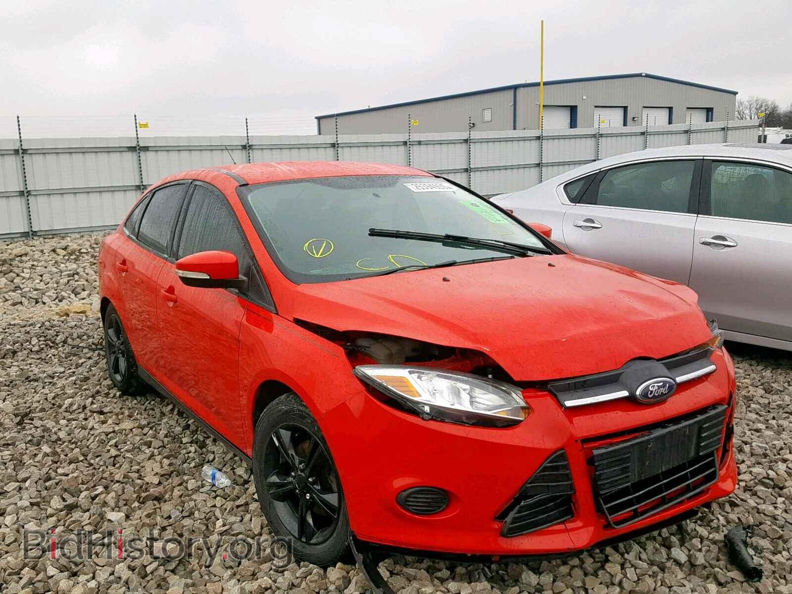 Photo  - FORD FOCUS SE 2014