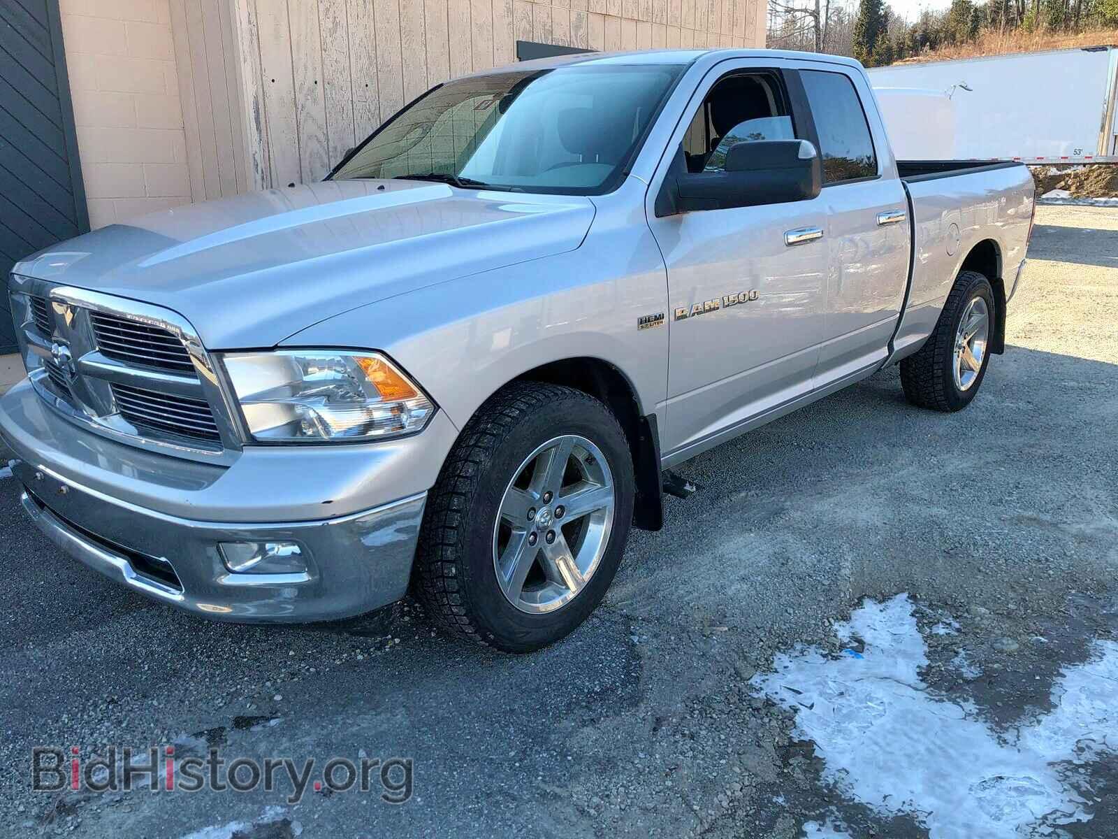 2011 DODGE RAM 1500 - VIN: 1D7RV1GT2BS669849 - Фото 2