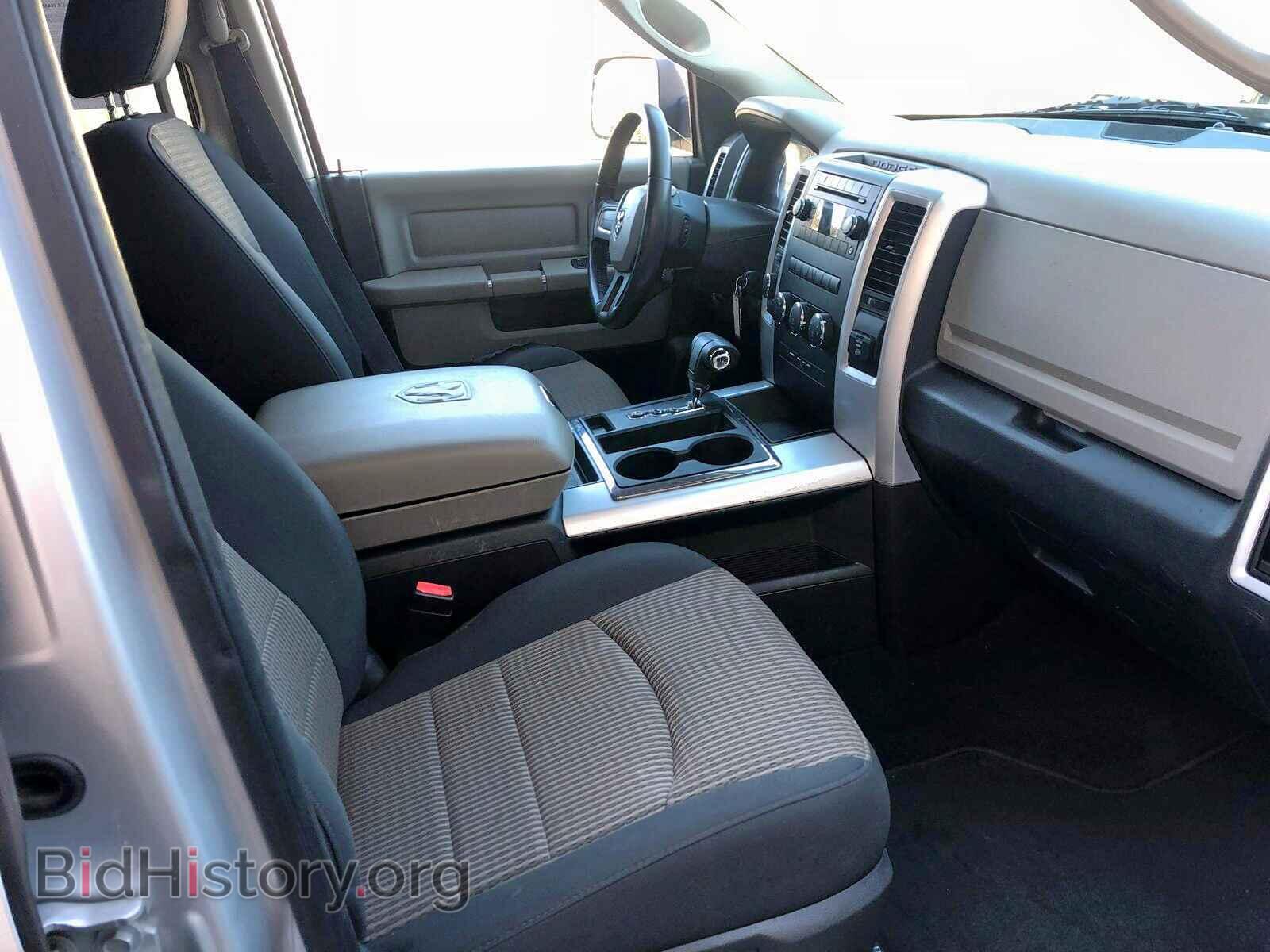 2011 DODGE RAM 1500 - VIN: 1D7RV1GT2BS669849 - Фото 4