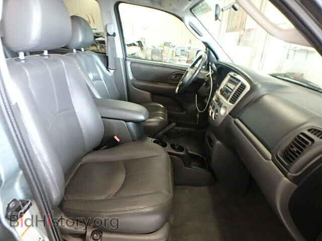 2004 MAZDA TRIBUTE - VIN: 4F2CZ96144KM09586 - Фото 5