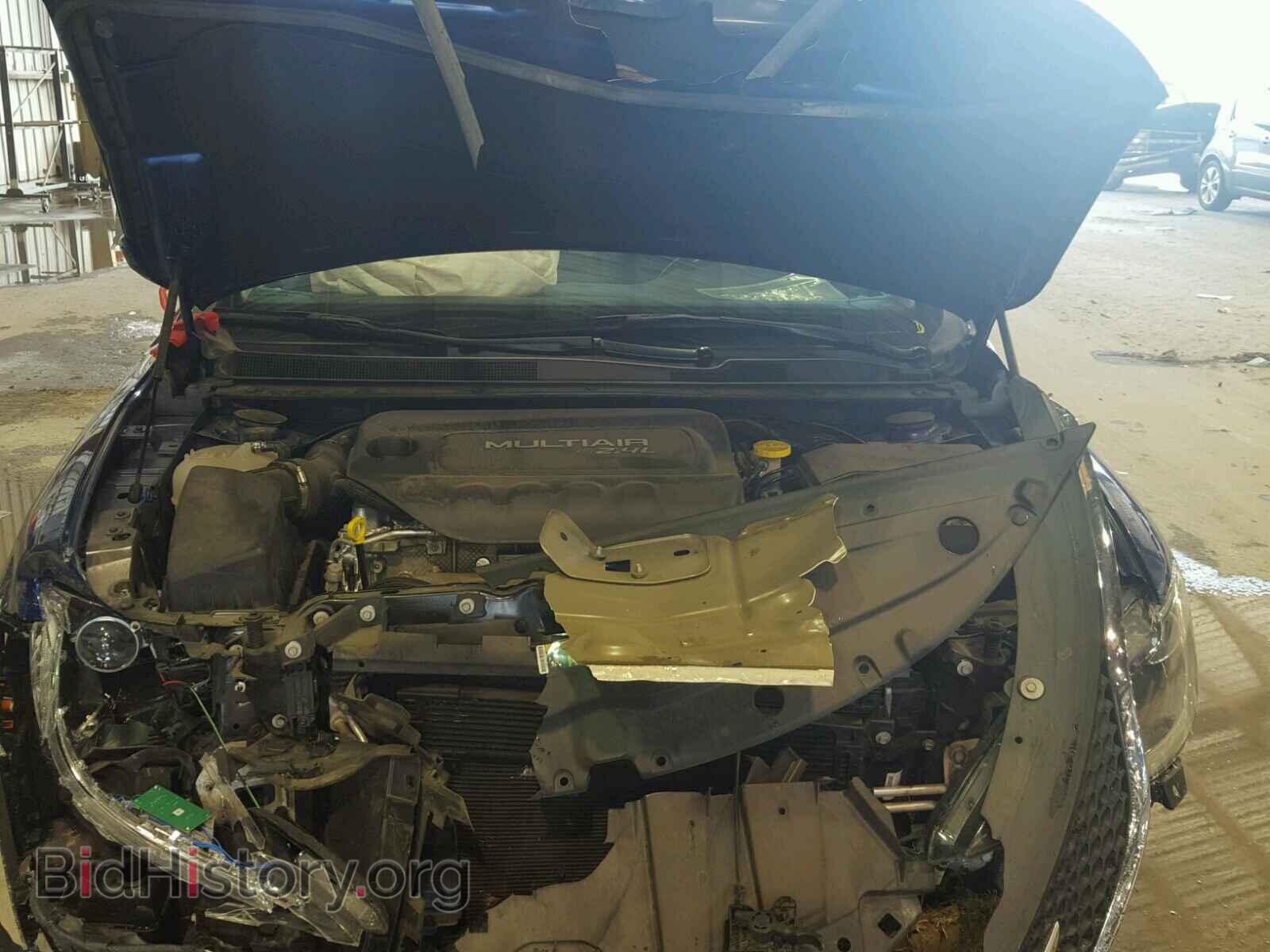 2016 CHRYSLER 200 - VIN: 1C3CCCAB3GN184549 - Фото 7
