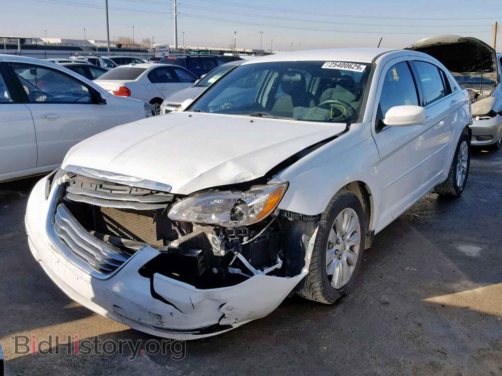 2012 CHRYSLER 200 - VIN: 1C3CCBAB9CN202248 - Фото 2