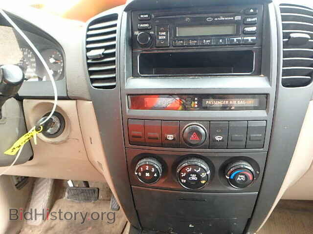 2006 KIA SORENTO - VIN: KNDJD733X65622964 - Фото 9