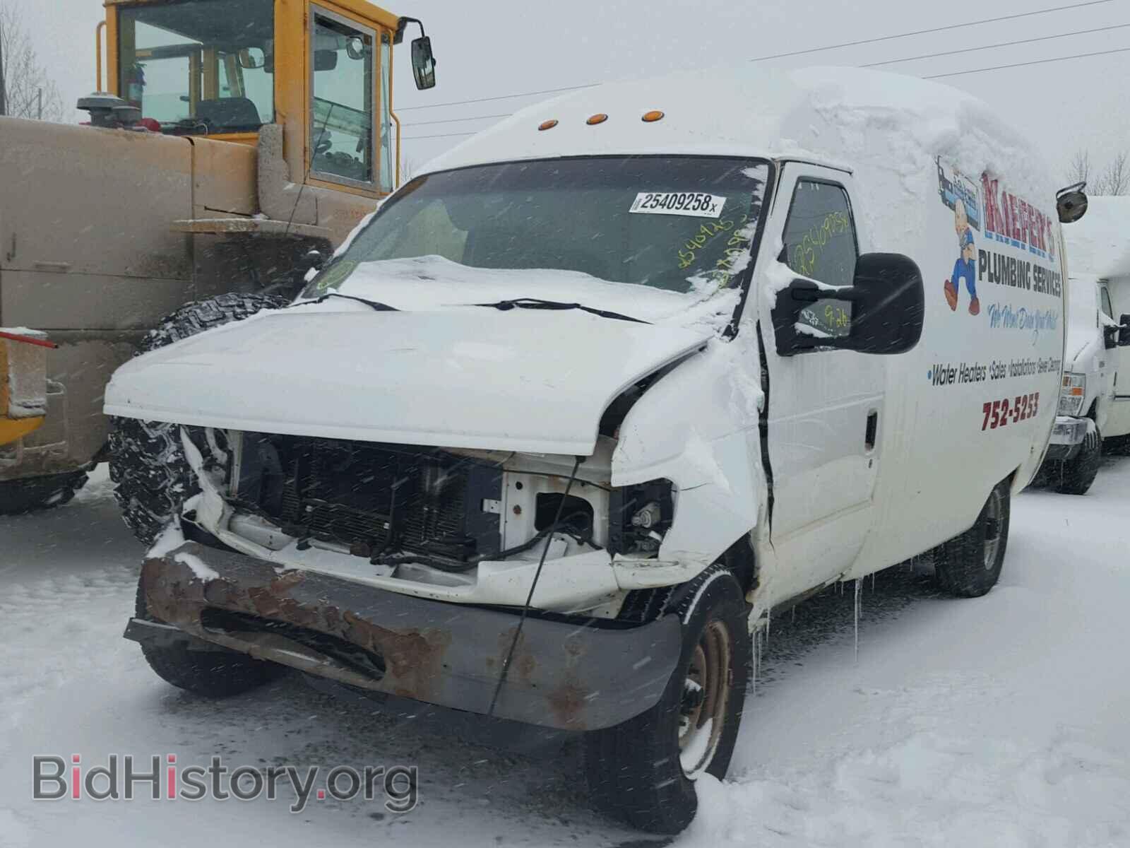 2007 FORD ECONOLINE - VIN: 1FDSE35L17DB13467 - Фото 2