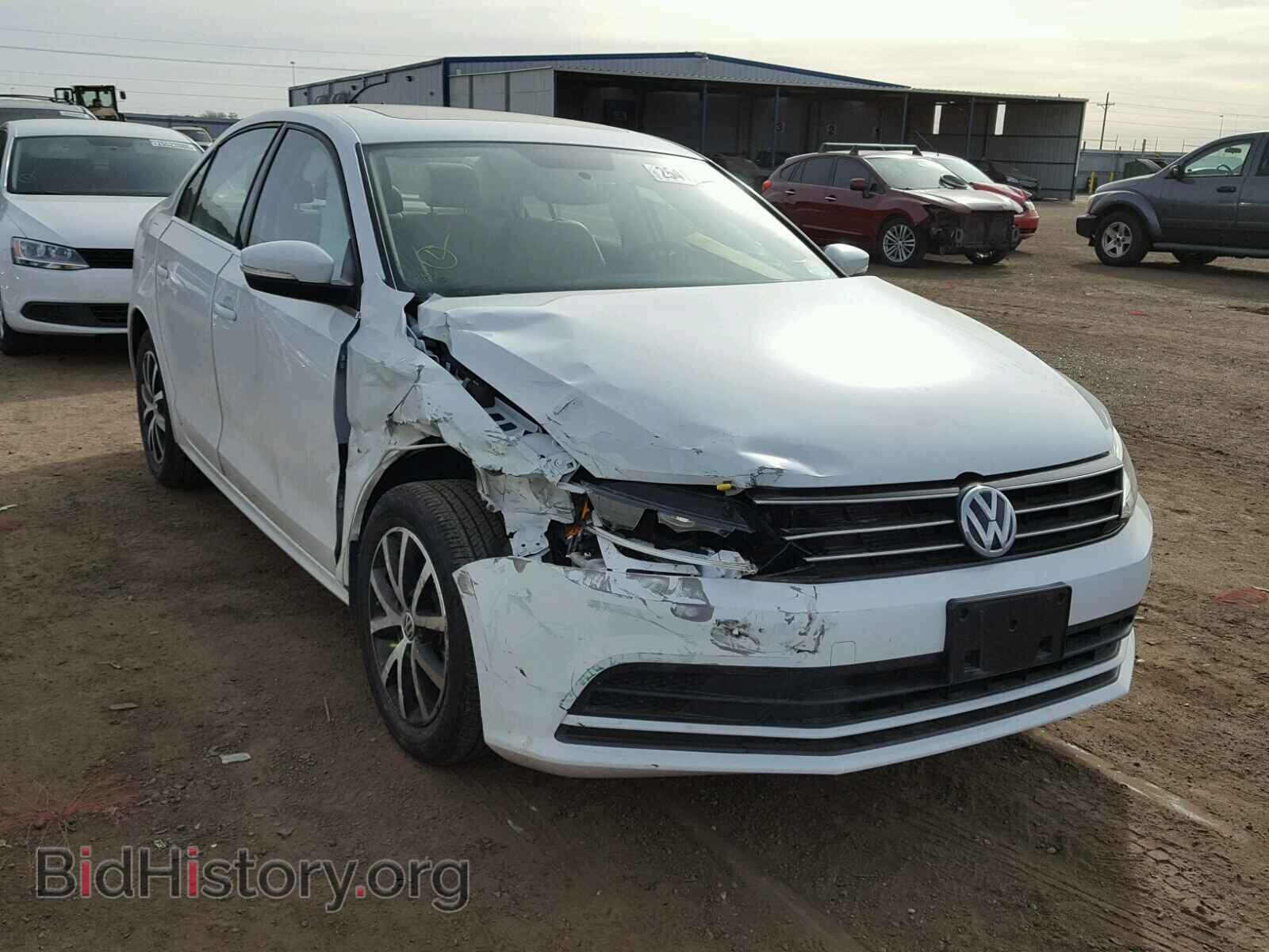 Фотография 3VWDB7AJ4HM237138 - VOLKSWAGEN JETTA 2017