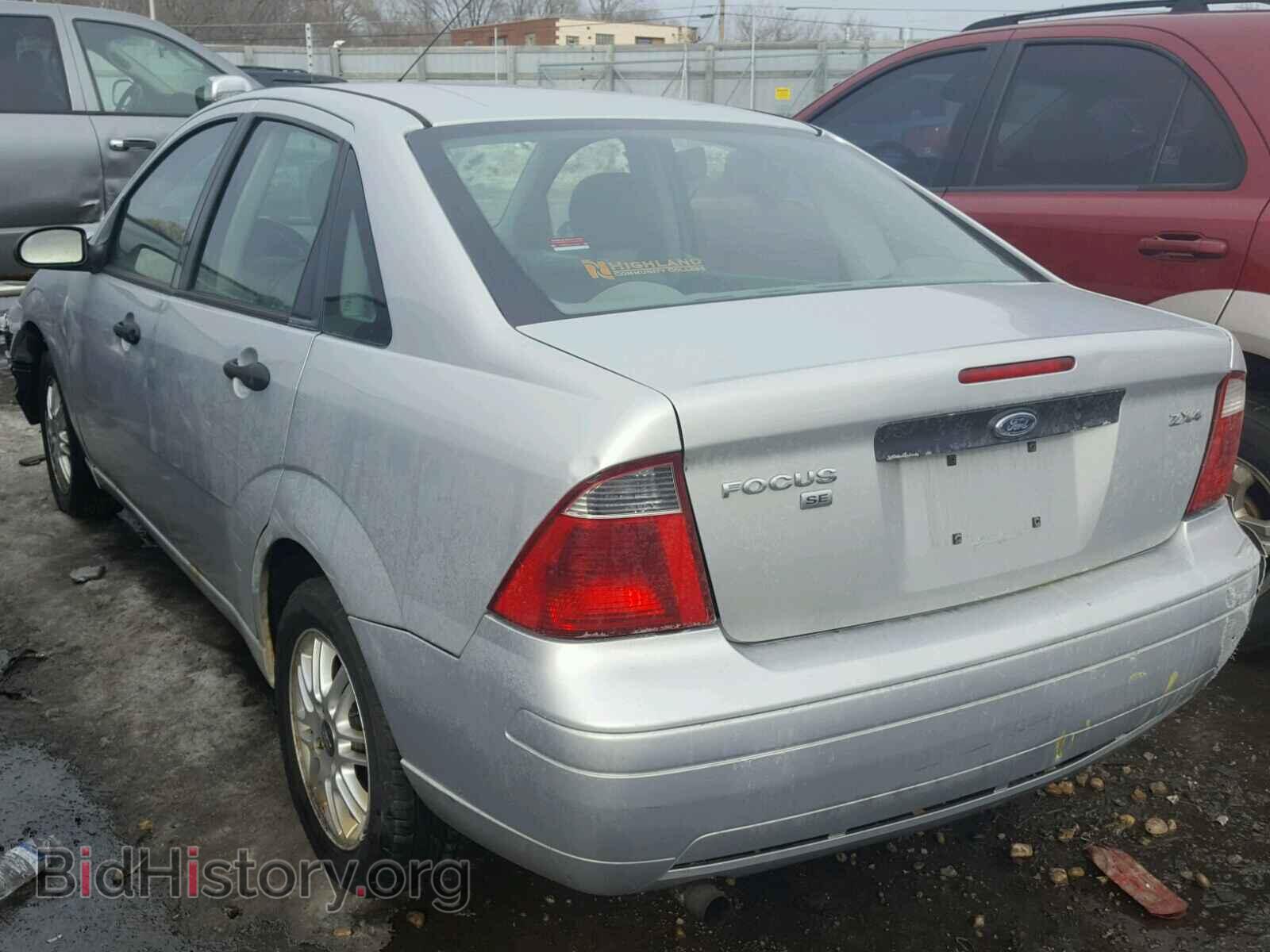 2005 FORD FOCUS - VIN: 1FAFP34N85W179671 - Фото 3