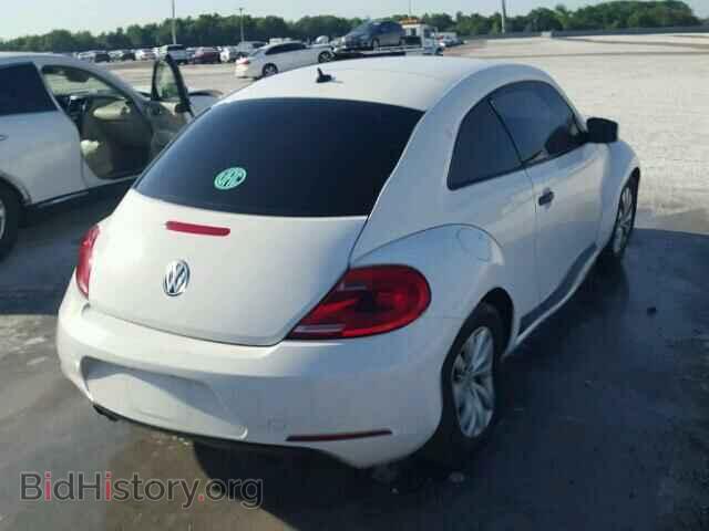 2014 VOLKSWAGEN BEETLE - VIN: 3VWFP7AT2EM623239 - Фото 4