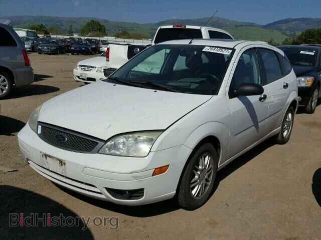 2005 FORD FOCUS - VIN: 3FAFP37N35R149914 - Фото 2