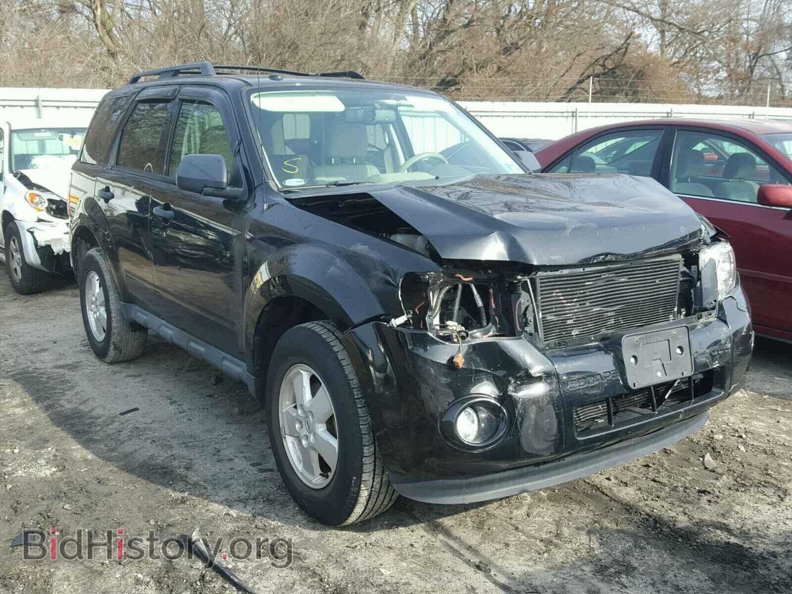 Фотография 1FMCU0DG8CKB25986 - FORD ESCAPE 2012