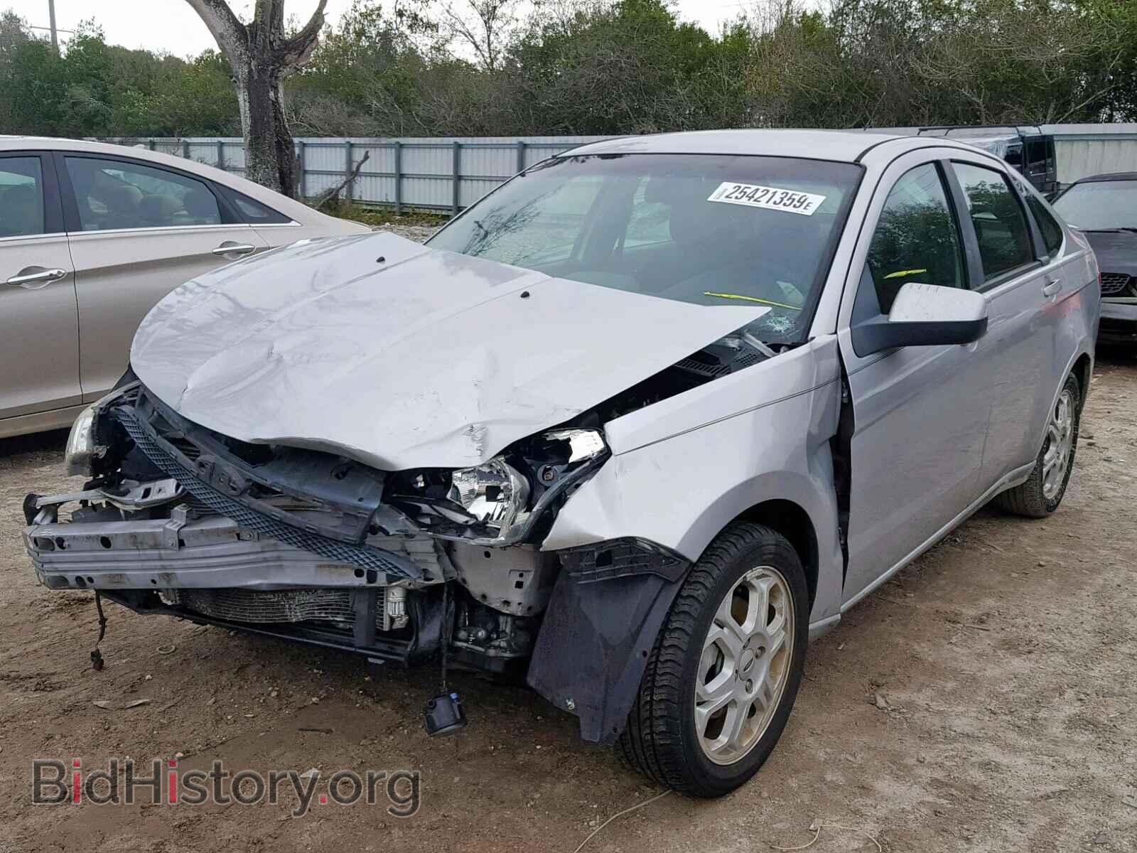 2009 FORD FOCUS - VIN: 1FAHP36N39W196860 - Фото 2