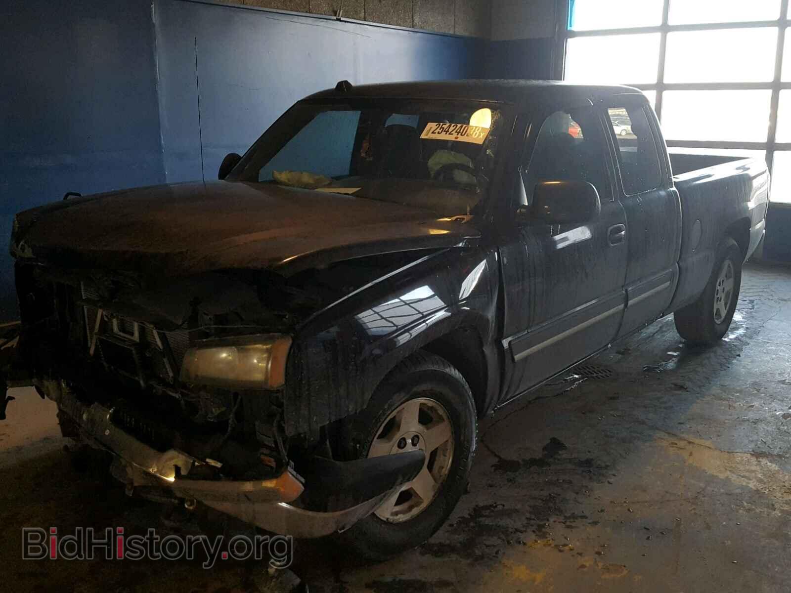 2005 CHEVROLET SILVERADO - VIN: 2GCEC19TX51377088 - Фото 2