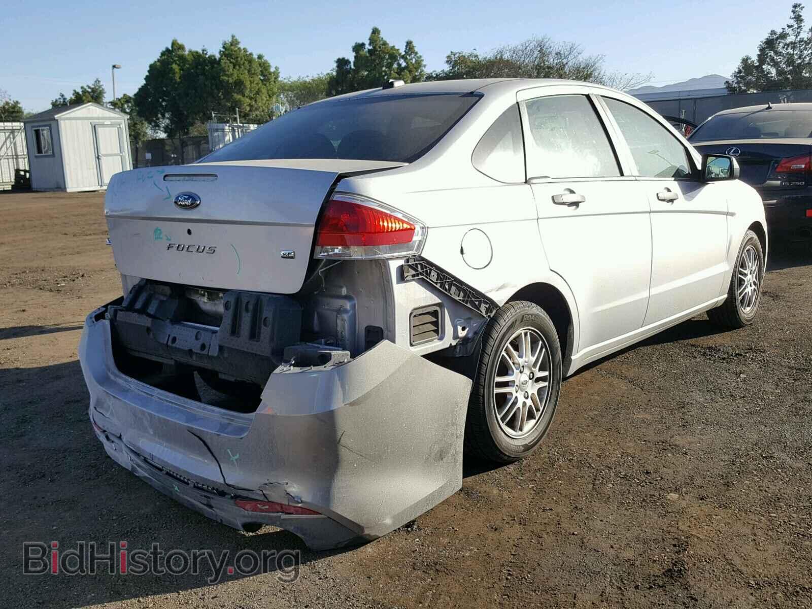 2009 FORD FOCUS - VIN: 1FAHP35N19W141101 - Фото 4