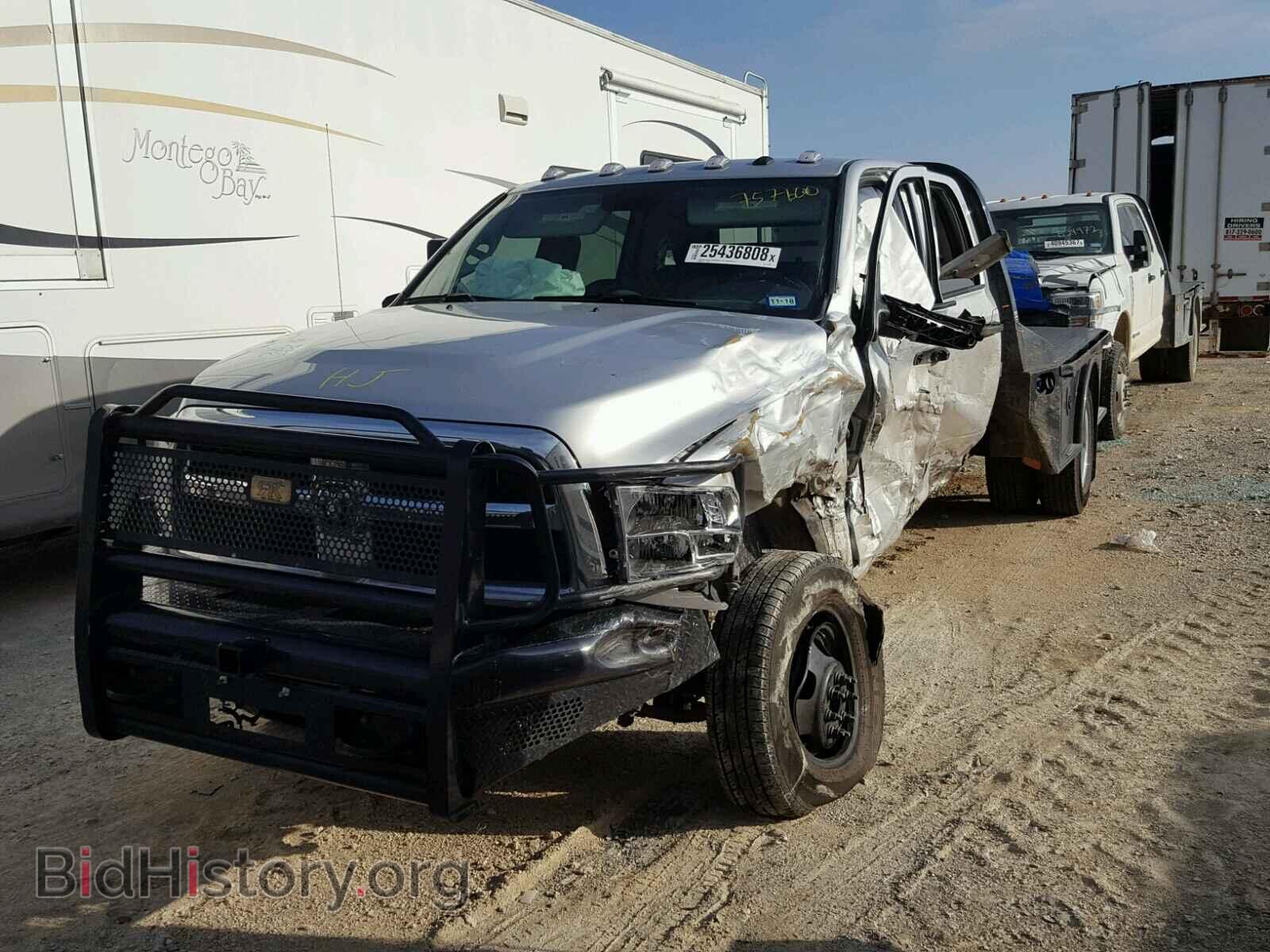 2017 RAM 3500 - VIN: 3C63RRGL7HG757600 - Фото 2