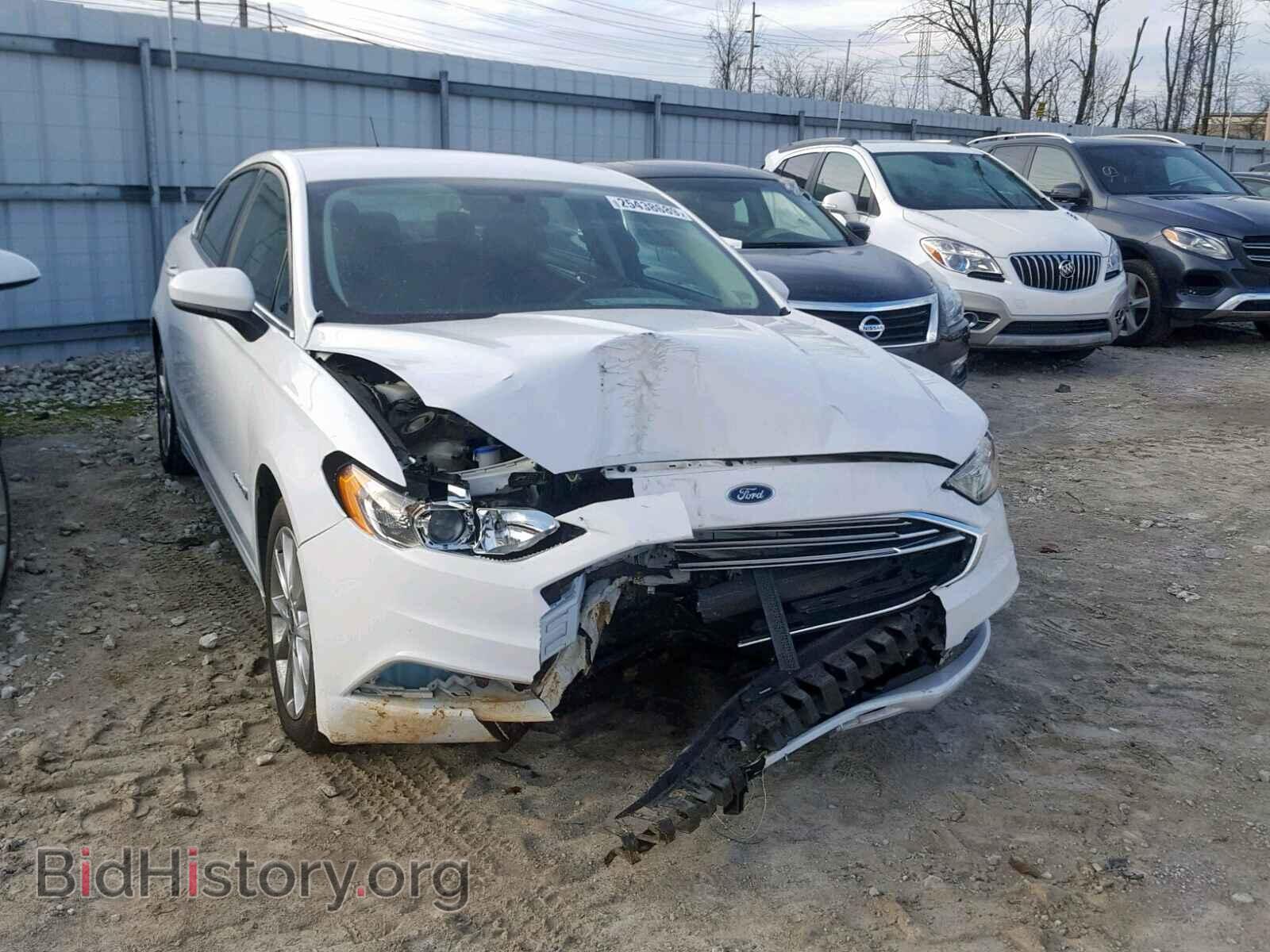 Photo  - FORD FUSION SE 2017
