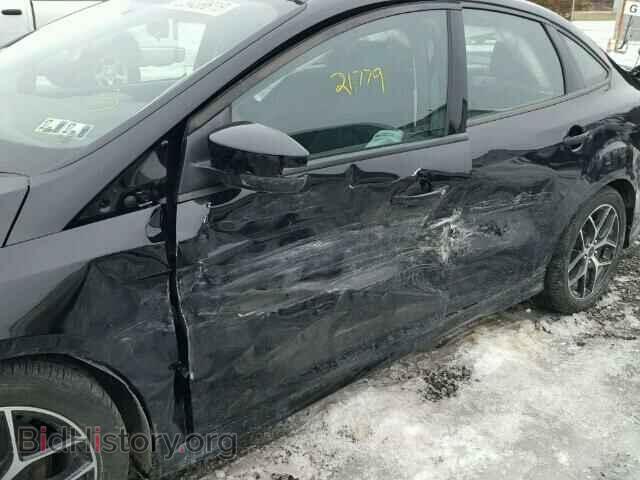 2016 FORD FOCUS - VIN: 1FADP3F26GL385148 - Photo 9