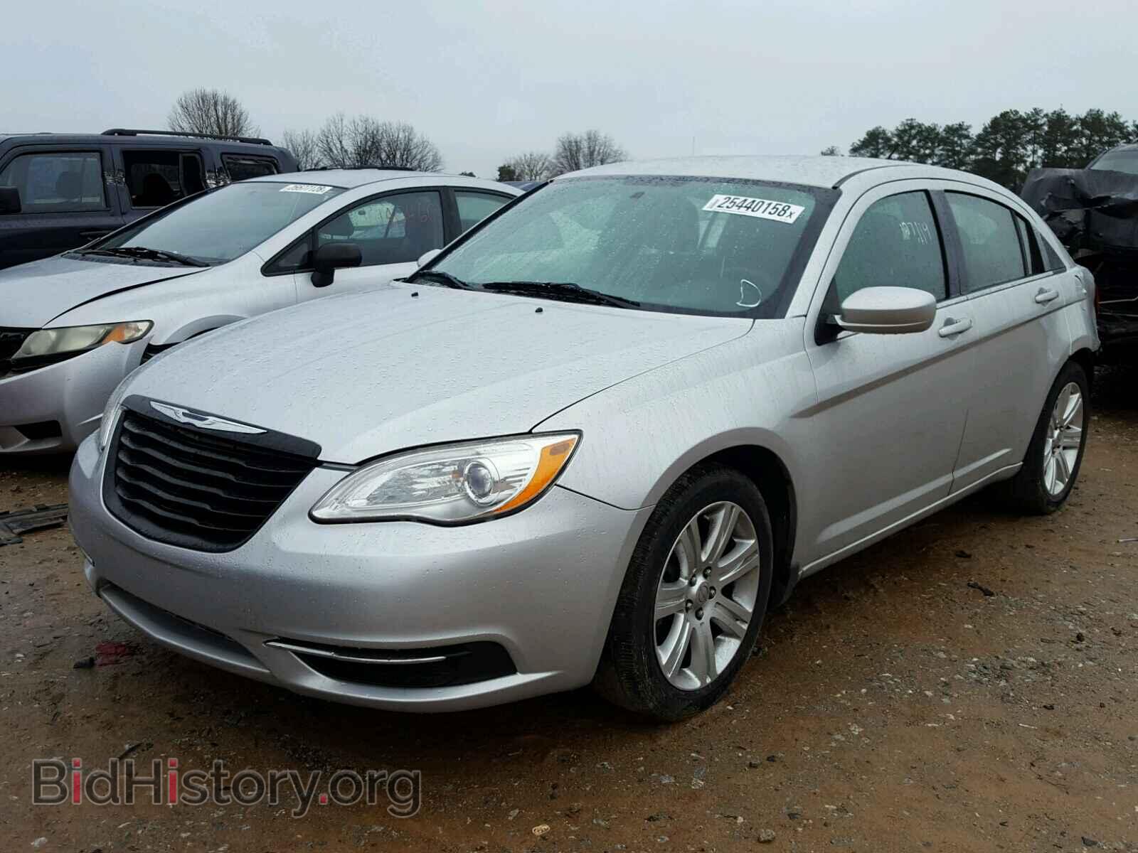 2012 CHRYSLER 200 - VIN: 1C3CCBAB2CN184241 - Фото 2