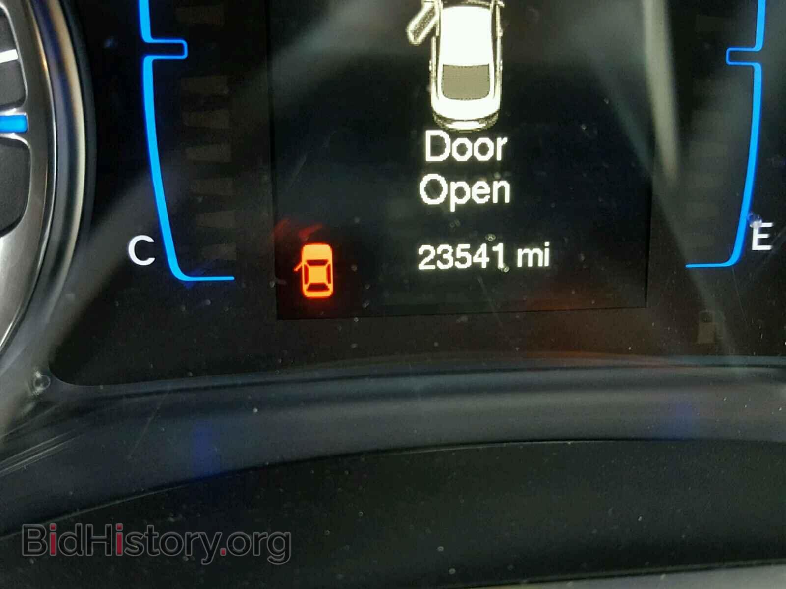 2016 CHRYSLER 200 - VIN: 1C3CCCAB4GN112565 - Фото 8