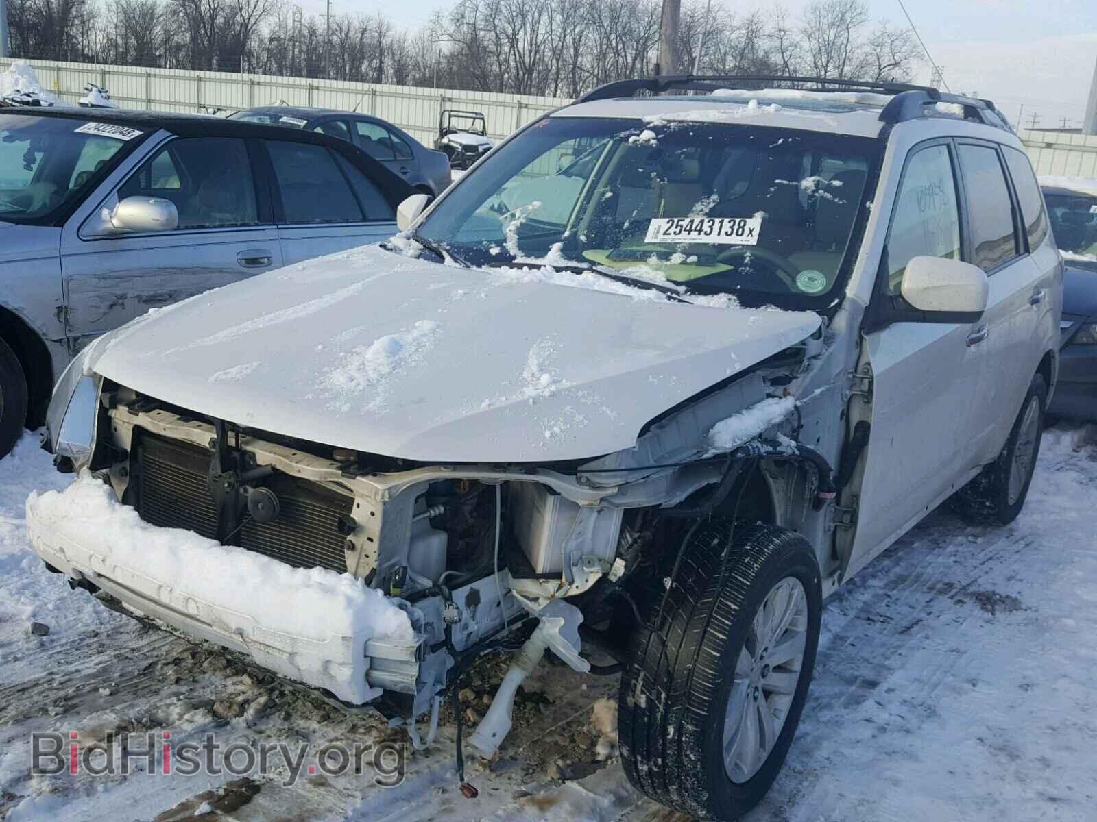 2013 SUBARU FORESTER - VIN: JF2SHADC1DH421830 - Фото 2