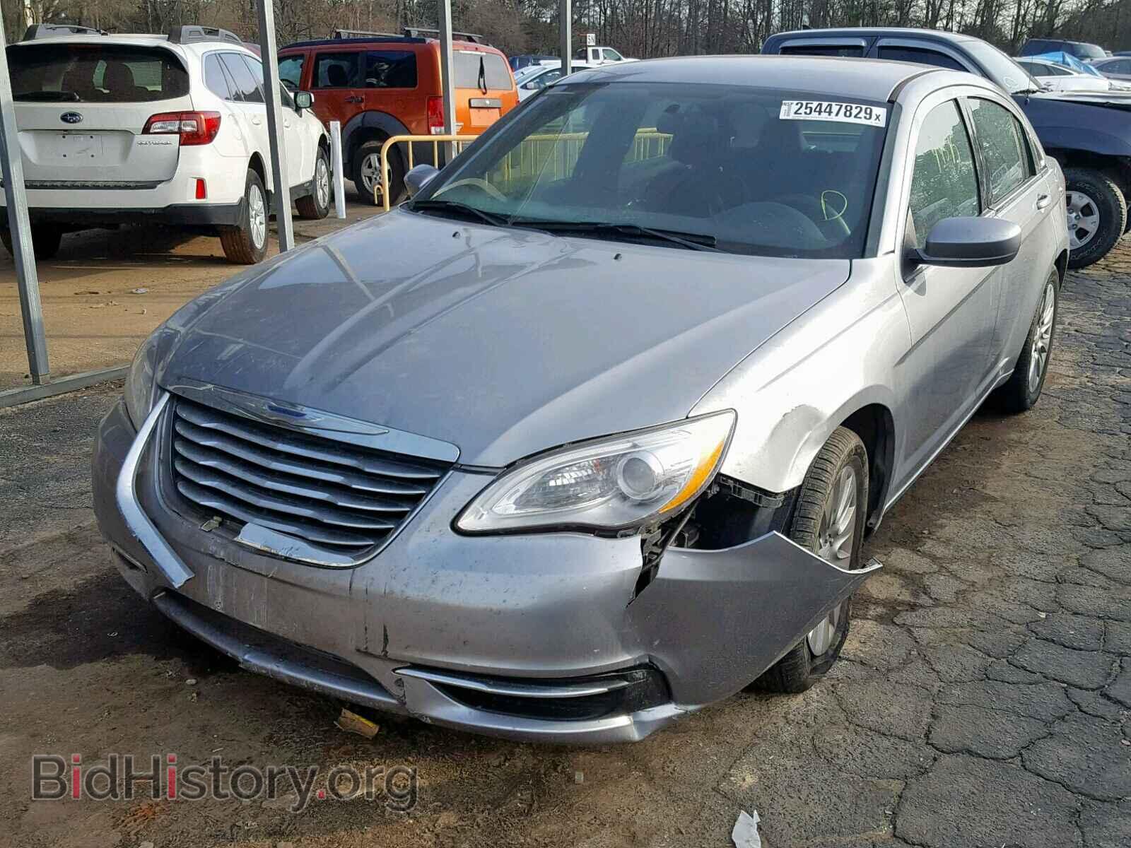 2014 CHRYSLER 200 - VIN: 1C3CCBAB8EN210490 - Photo 2