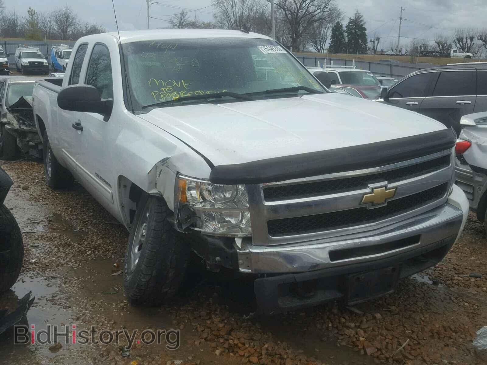 Фотография 1GCRKREA1BZ300944 - CHEVROLET SILVERADO 2011
