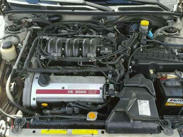 2000 NISSAN MAXIMA - VIN: JN1CA31D5YT527770 - Photo 7
