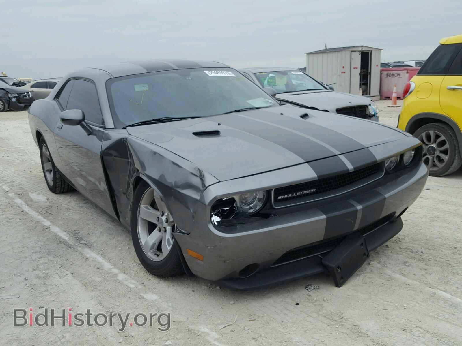 Фотография 2B3CJ4DG3BH542279 - DODGE CHALLENGER 2011