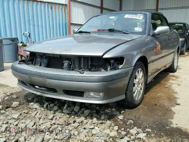 2001 SAAB 9 3 - VIN: YS3DF78K217010643 - Photo 2