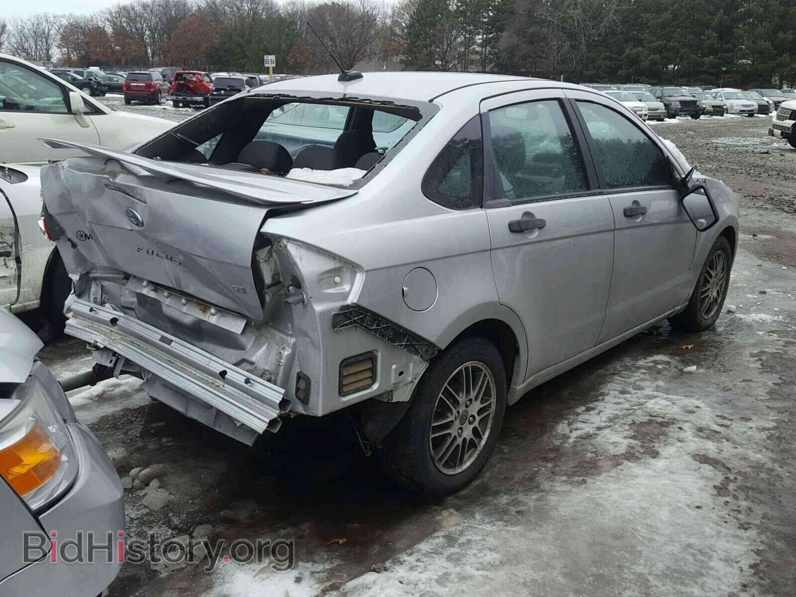 2010 FORD FOCUS - VIN: 1FAHP3FN6AW258756 - Фото 4
