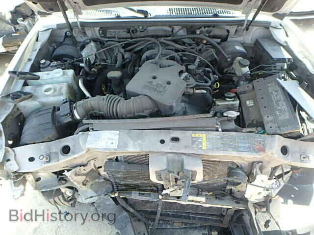 2005 FORD EXPLORER - VIN: 1FMZU67K95UB82489 - Photo 7