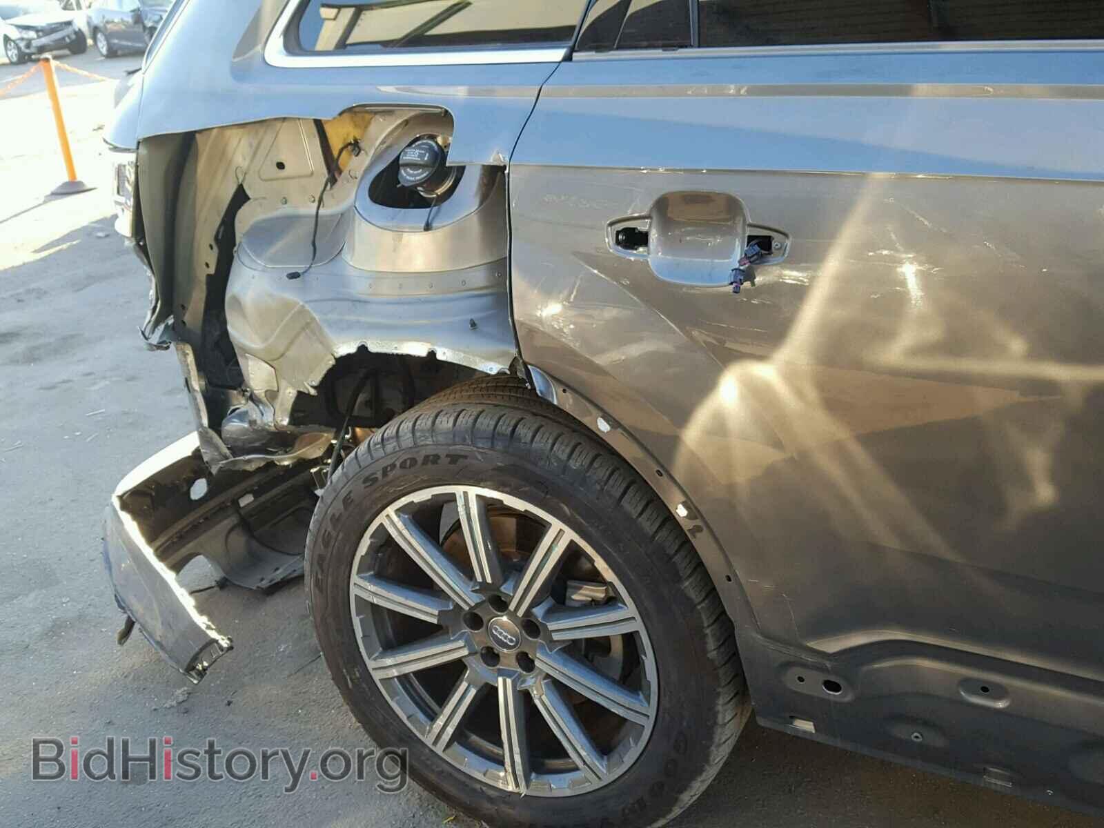 2017 AUDI Q7 - VIN: WA1LAAF7XHD031646 - Фото 9