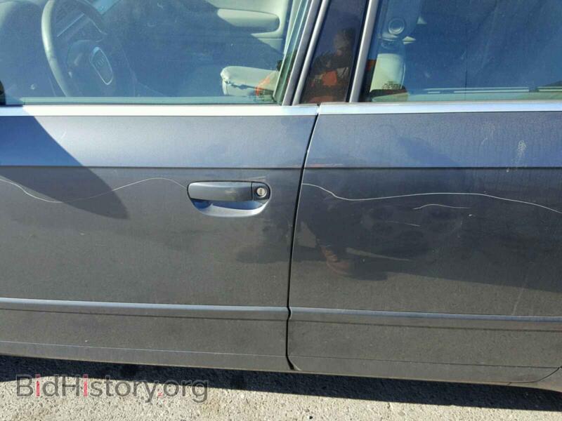 2005 Audi A4 (VIN WAUDG58E15A517736) — photo 9 of 10