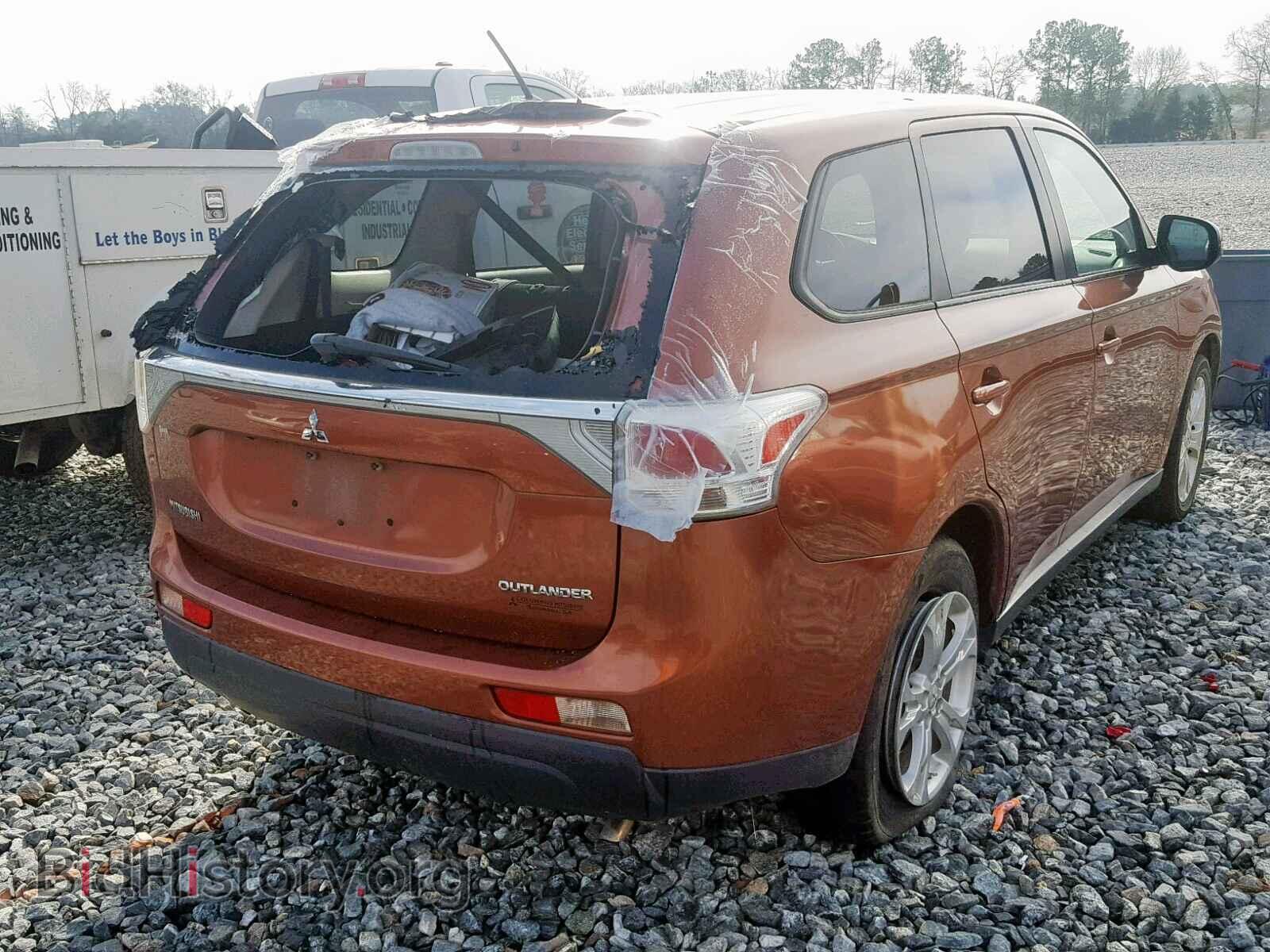 2014 MITSUBISHI OUTLANDER - VIN: JA4AD3A38EZ009979 - Фото 4