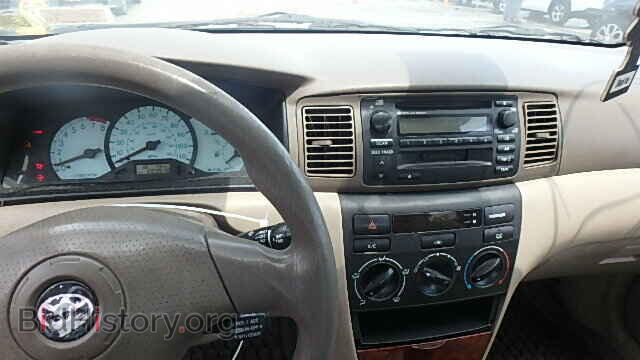2003 TOYOTA COROLLA - VIN: JTDBR32E330021647 - Фото 9