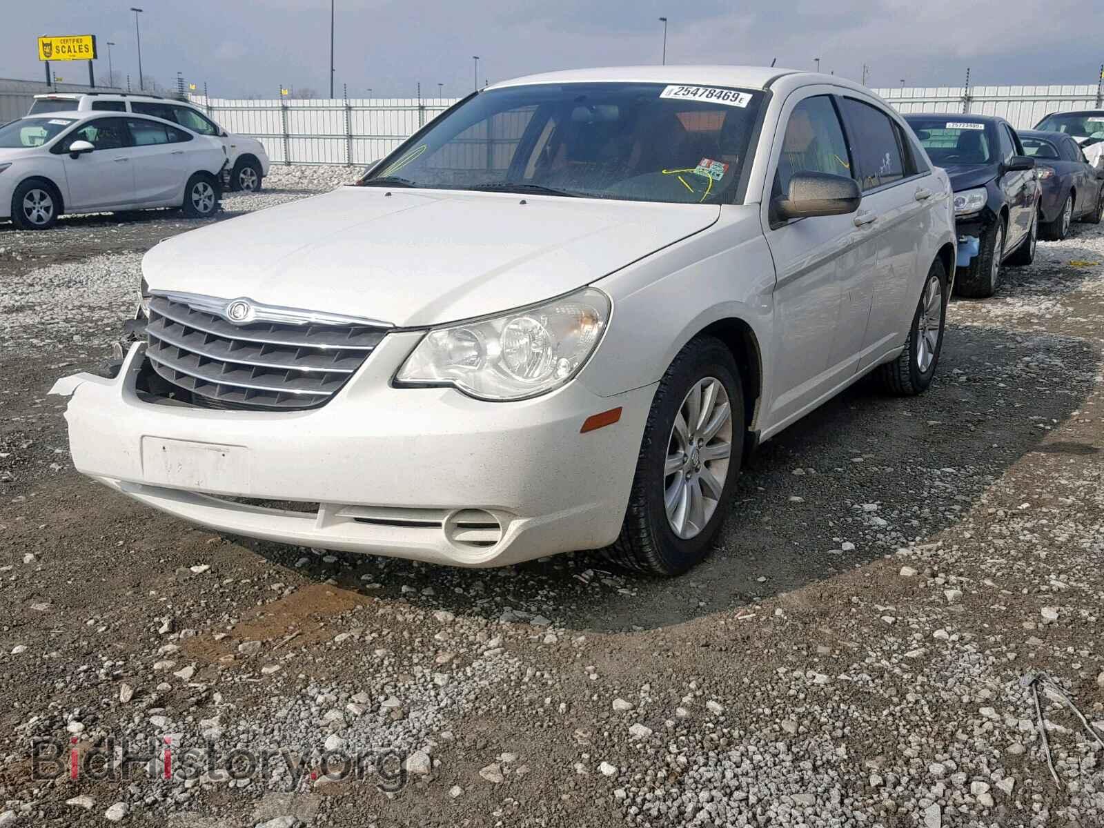 2010 CHRYSLER SEBRING - VIN: 1C3CC4FB5AN208663 - Фото 2
