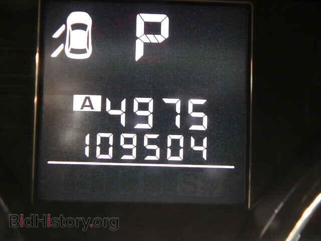 2011 SUBARU OUTBACK - VIN: 4S4BRBGC6B3332354 - Photo 8