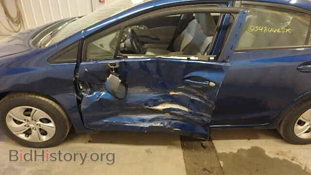 2014 HONDA CIVIC - VIN: 19XFB2F57EE010655 - Фото 9