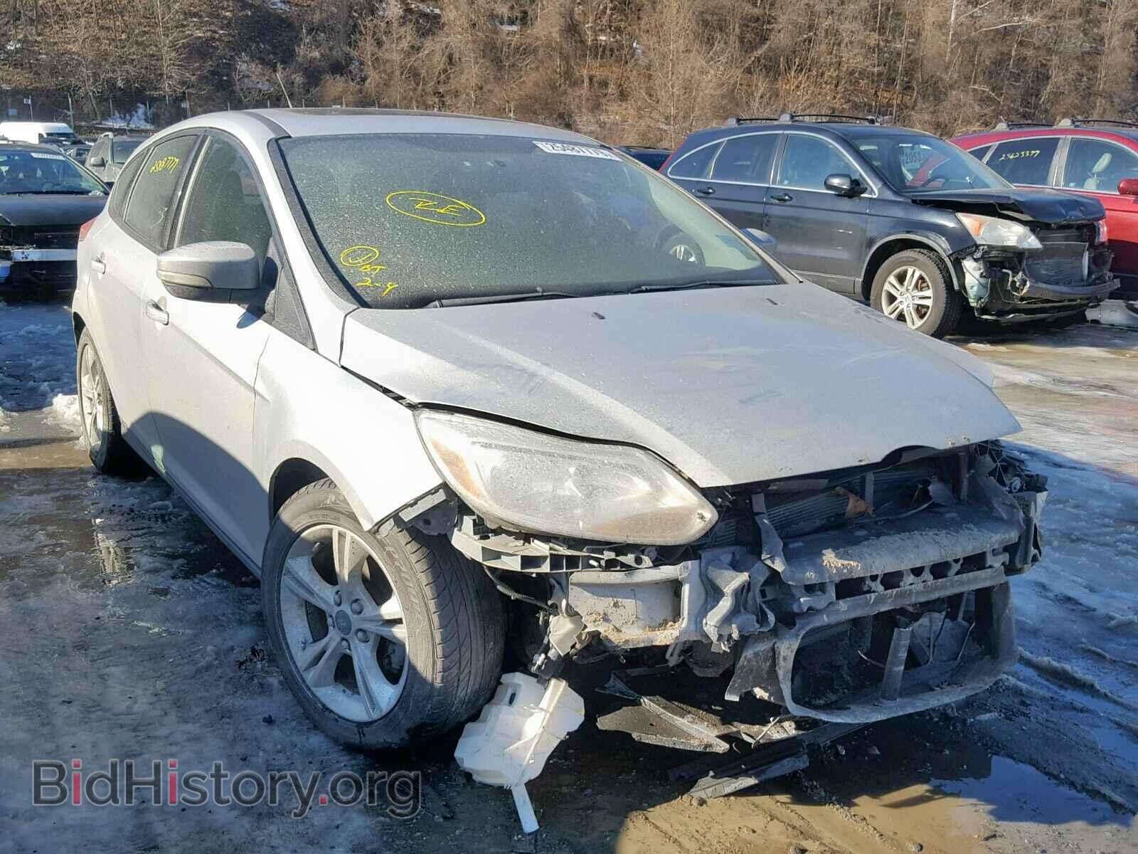 Photo  - FORD FOCUS SE 2014