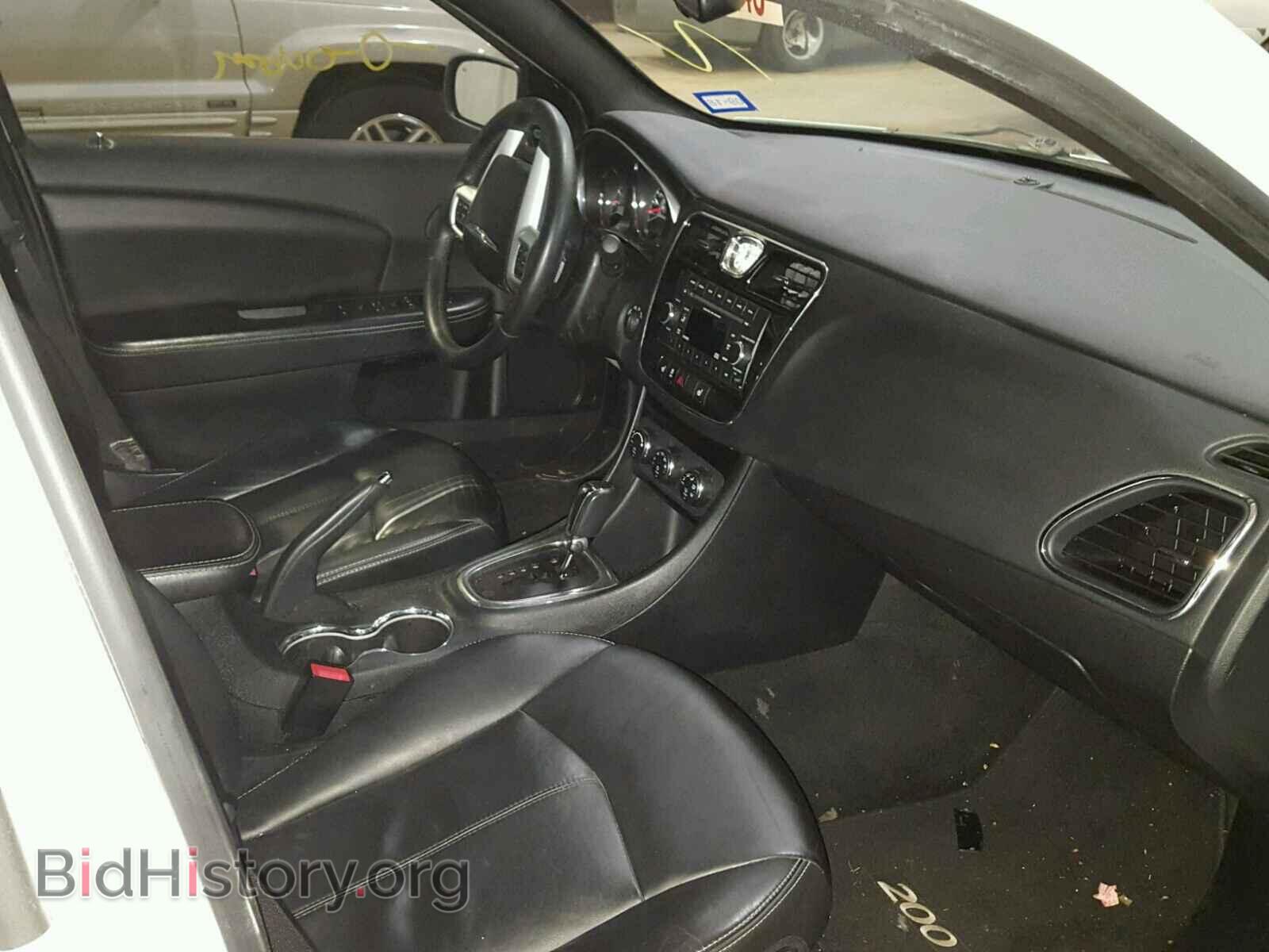 2013 CHRYSLER 200 - VIN: 1C3CCBCG1DN528555 - Фото 5
