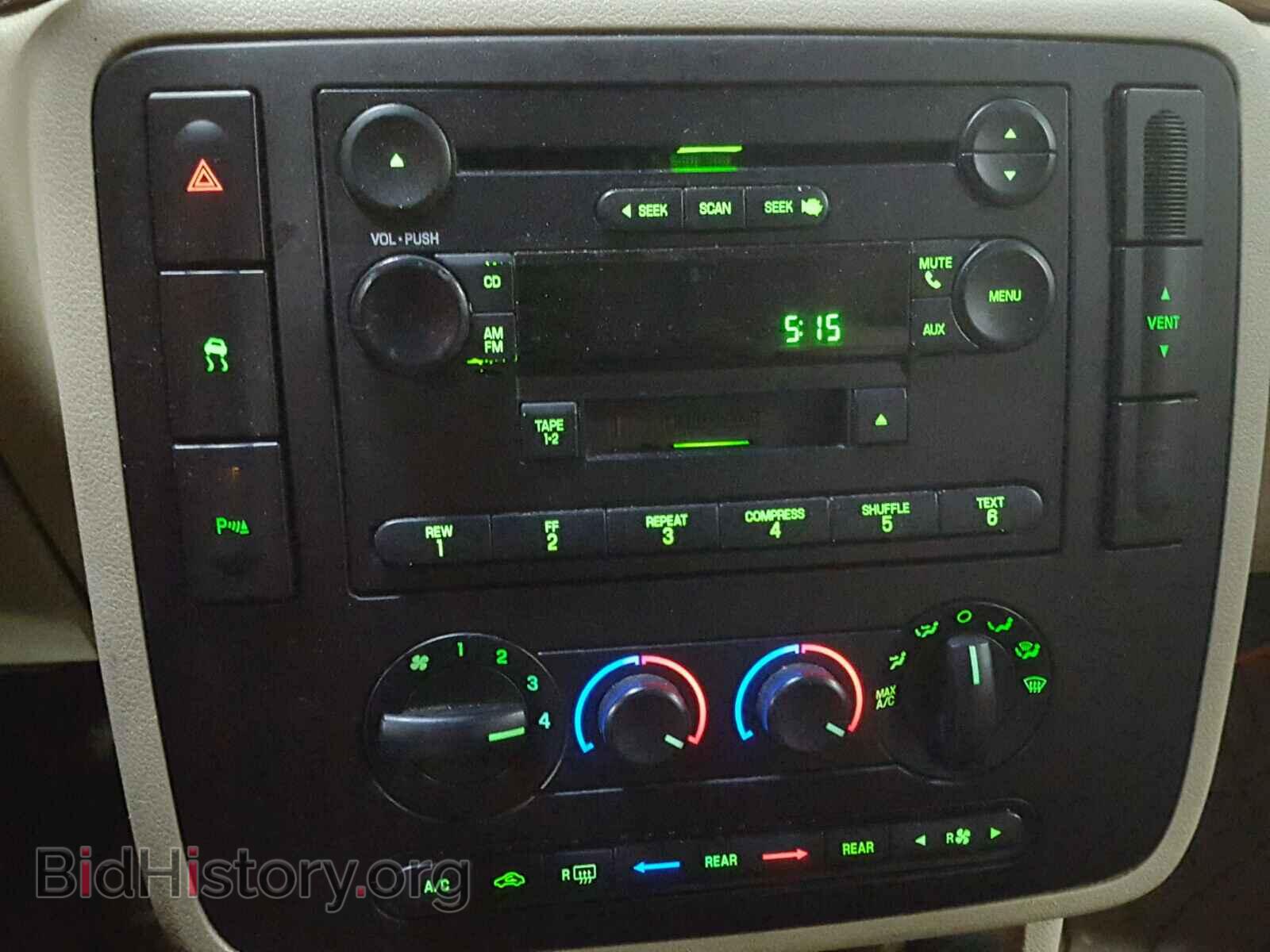 2004 FORD FREESTAR - VIN: 2FMDA52244BA07463 - Фото 9