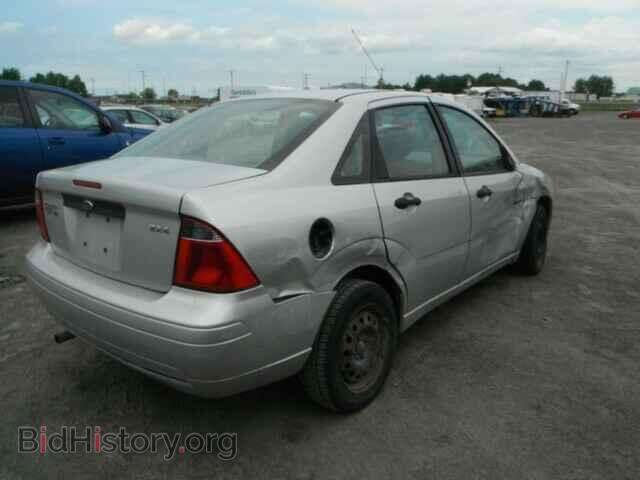 2005 FORD FOCUS - VIN: 1FAFP34N55W303301 - Фото 4