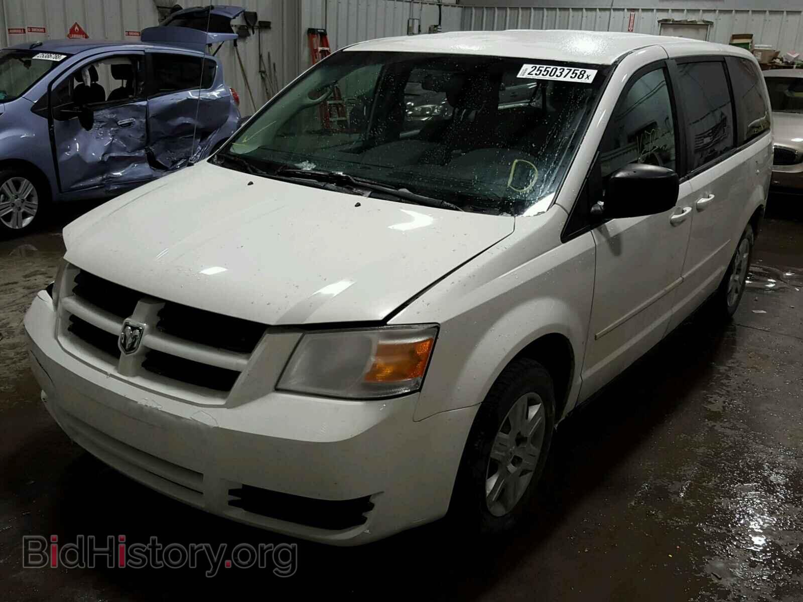 2009 DODGE CARAVAN - VIN: 1D8HN44E79B513749 - Фото 2