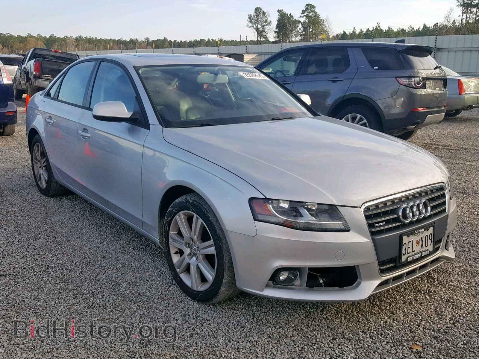 Фотография WAUBFAFL8AN068997 - AUDI A4 2010