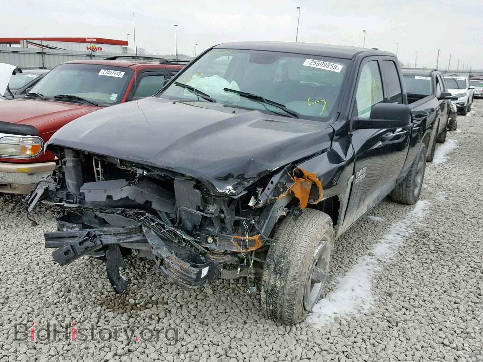 2017 RAM 1500 ST - VIN: 1C6RR7FT0HS719828 - Фото 2