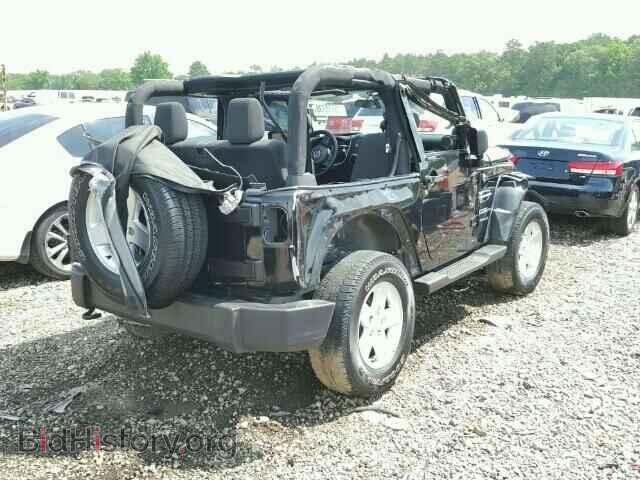 2011 JEEP WRANGLER - VIN: 1J4GA2D18BL511736 - Фото 4