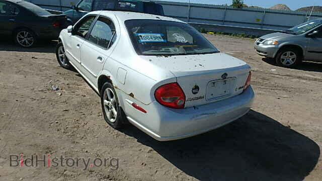 2000 NISSAN MAXIMA - VIN: JN1CA31A2YT221423 - Фото 3