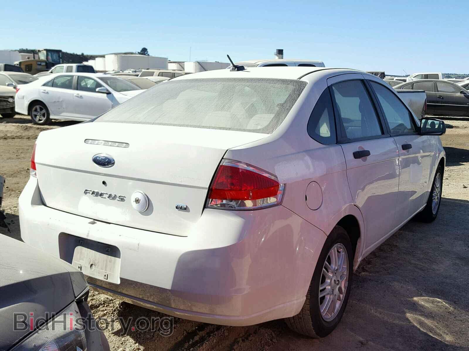 2009 FORD FOCUS - VIN: 1FAHP35N29W101707 - Photo 4