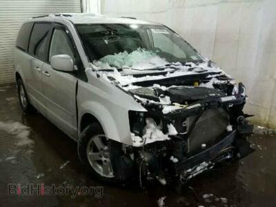 2011 Dodge CARAVAN Grand Cara, серебристый — VIN 2D4RN3DG0BR602555, Copart