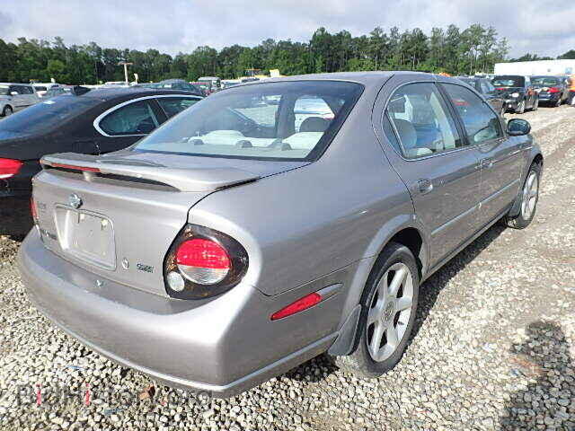 2000 NISSAN MAXIMA - VIN: JN1CA31D5YT555035 - Фото 4