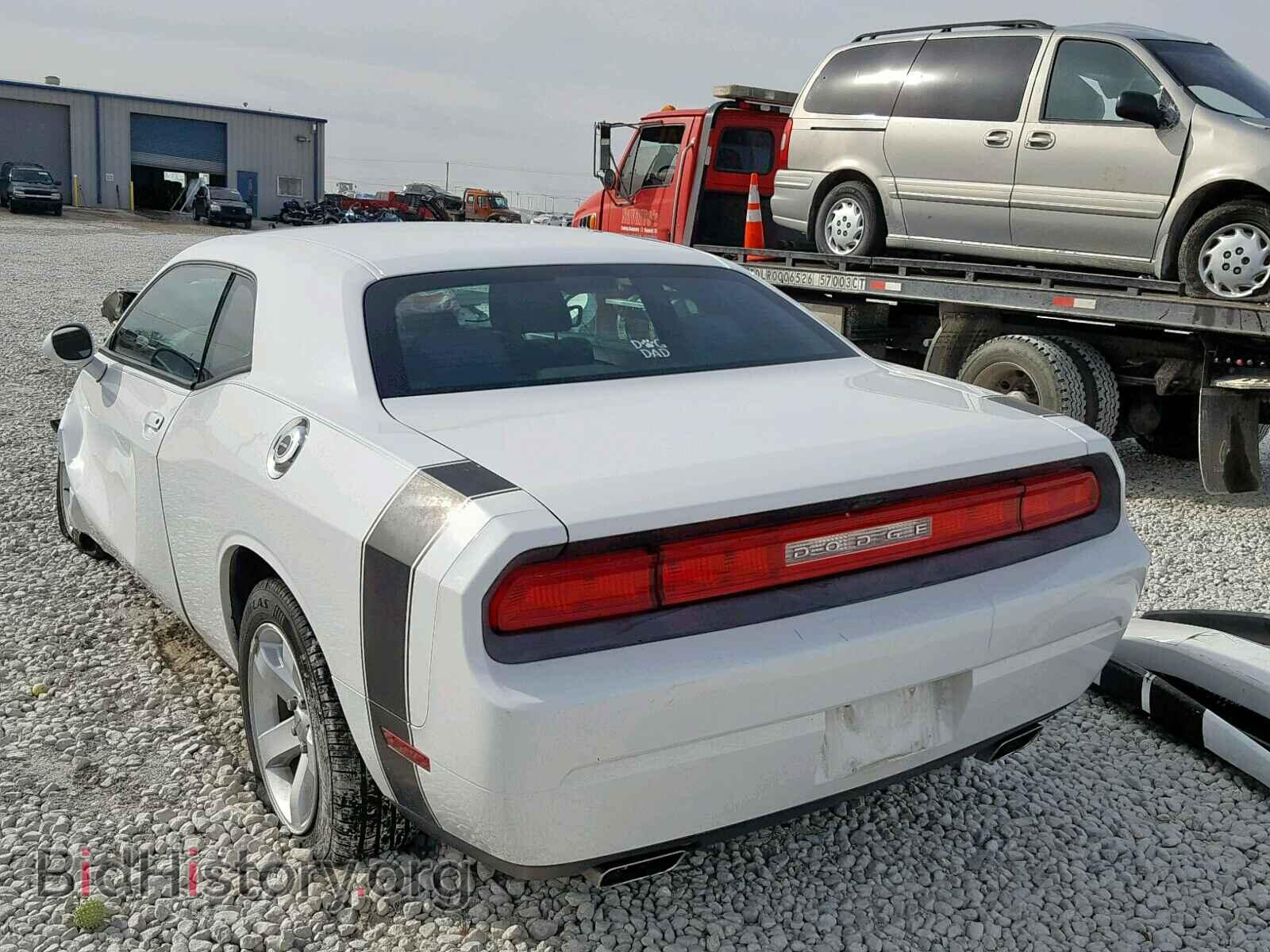 2013 DODGE CHALLENGER - VIN: 2C3CDYAG0DH530888 - Фото 3