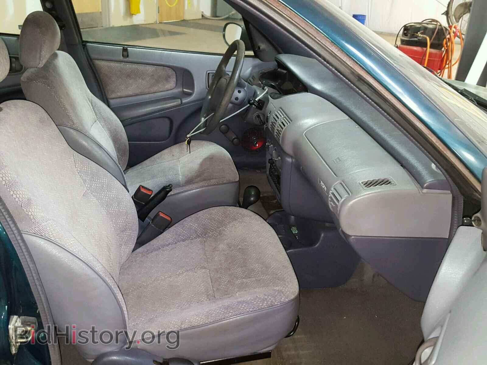 1996 DODGE NEON - VIN: 3B3ES47C9TT321194 - Фото 5